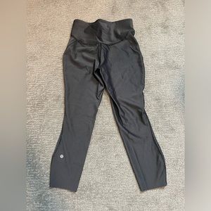 lululemon special edition ribbed leggings 23” size 8. Worn once. Gray and black.